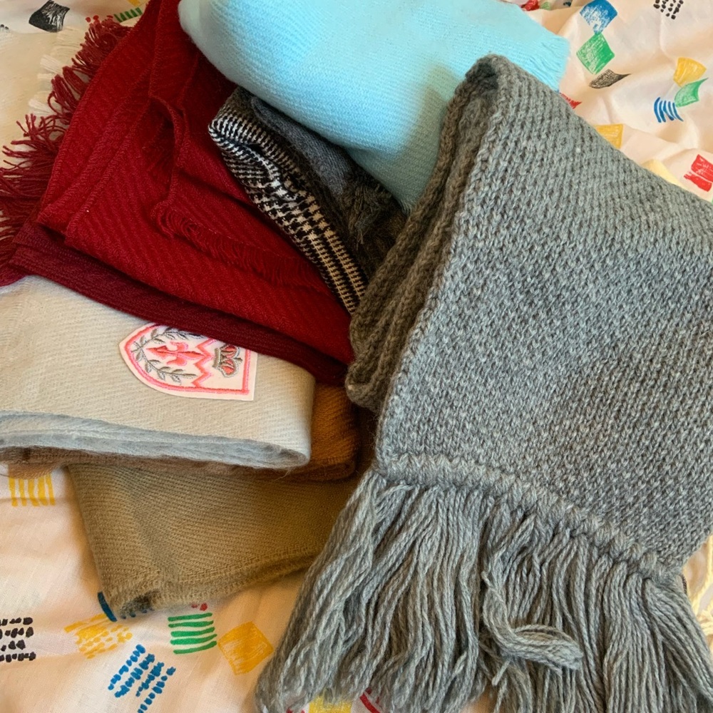 Scarf BUNDLE 10 scarves of various colors and brands including cashmillion